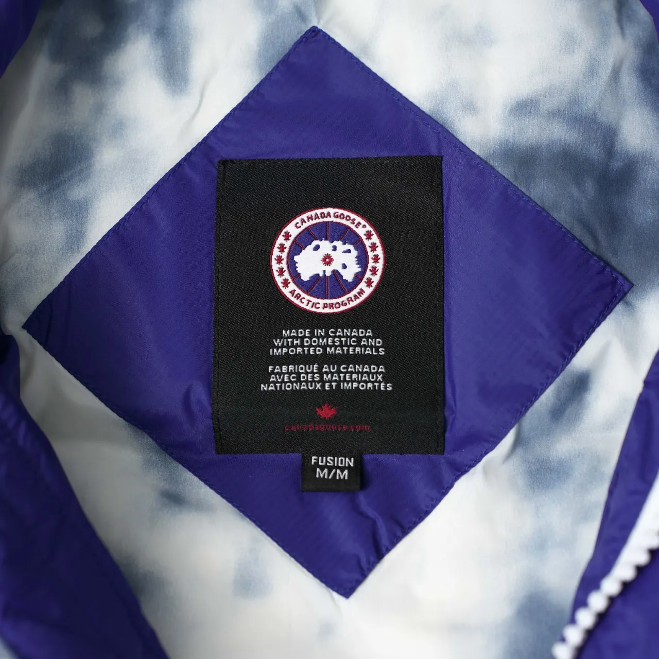 P400 CANADA GOOSE丨Canada Goose Glacier Stand Collar Down Vest Color: Colorful Blue Size: XS-XXL